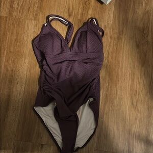 Elegant Purple Women's Swimsuit